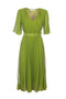 Abito verde plissé in georgette con cintura