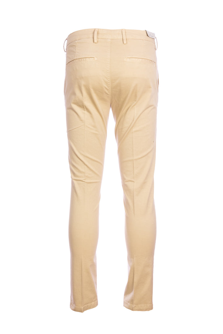 Sand trousers in stretch cotton gabardine