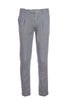 Pantalone grigio in cotone stretch con vita elastica e una pence