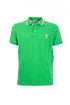 Polo en coton vert avec logo brodé sur la poitrine et détails multicolores